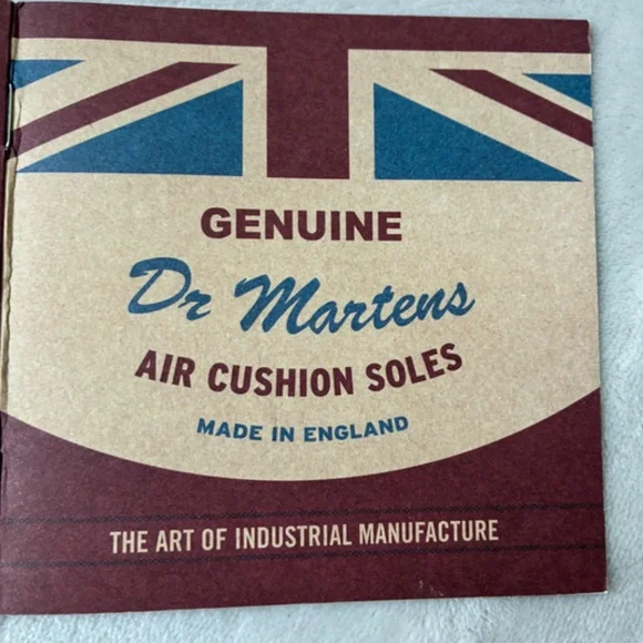 Rare Dr.MARTENS AirWair Boots STINGRAY MIE Made In England unisex US W9/M8 – NEW - Picture 2 of 16